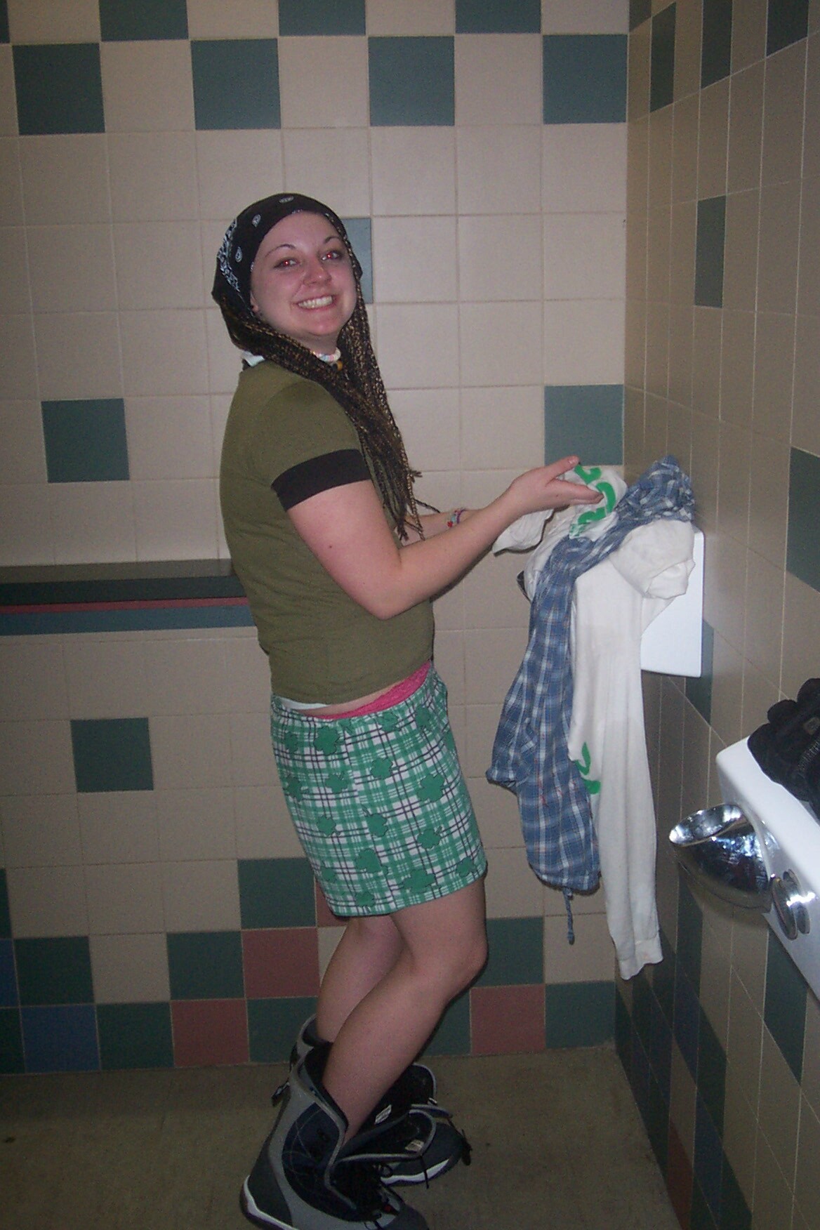 bathroom2.jpg